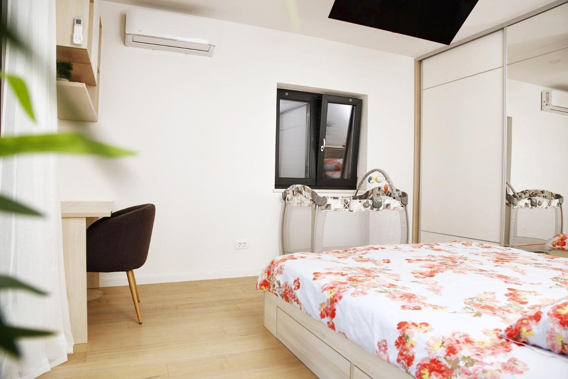 Apartment Zaza - Home & Style - King Bed, Modern, Parking Privlaka  Exterior foto